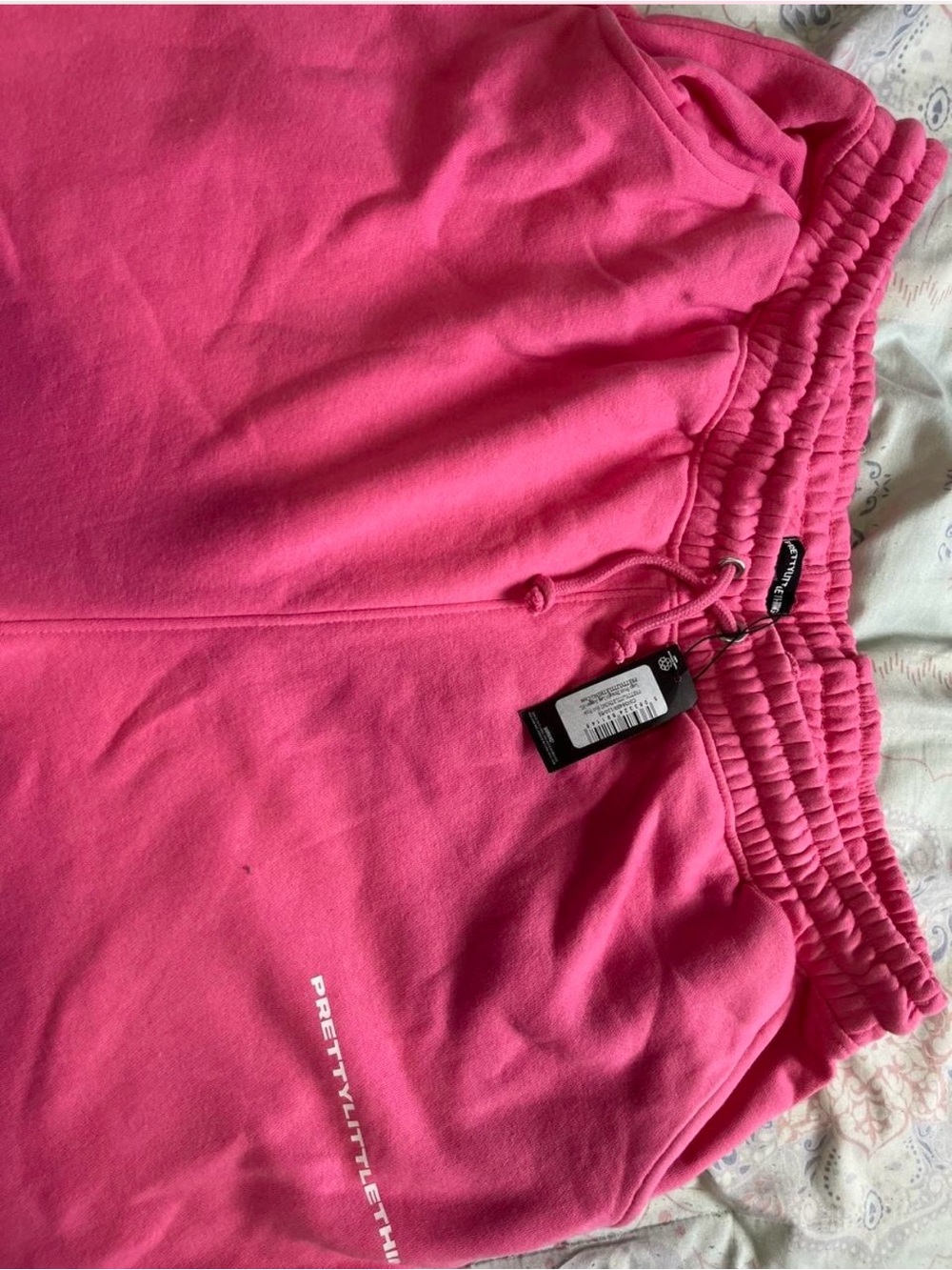 PrettyLittleThing Hot Pink Wide Leg Joggers